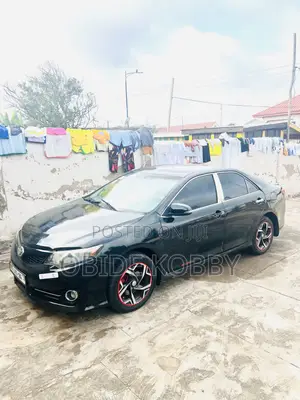 Toyota Camry SE 4dr Sedan (2.5L 4cyl 6A) 2014 Black