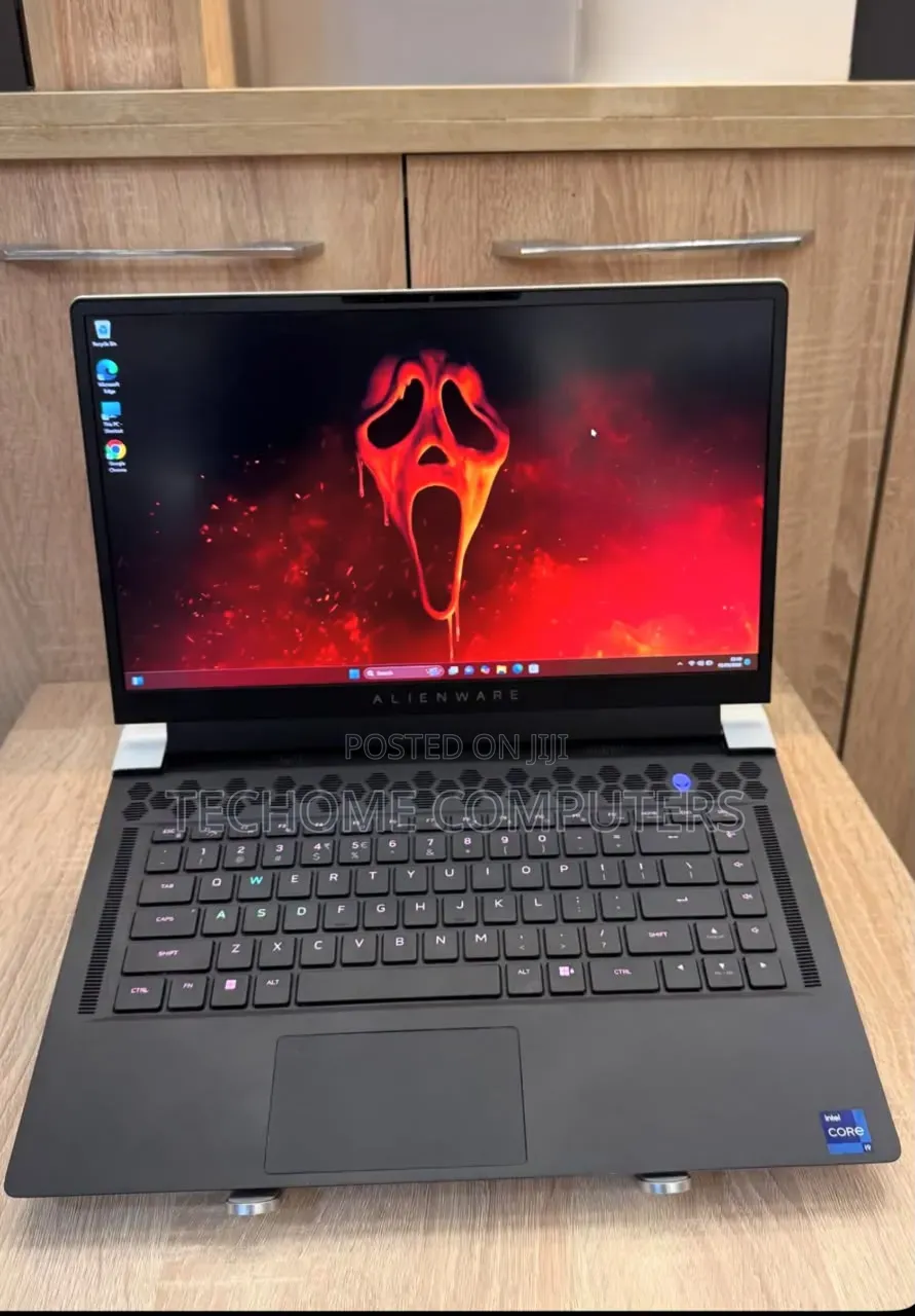 New Laptop Alienware M15X R2 32GB Intel Core i9 SSD 1T