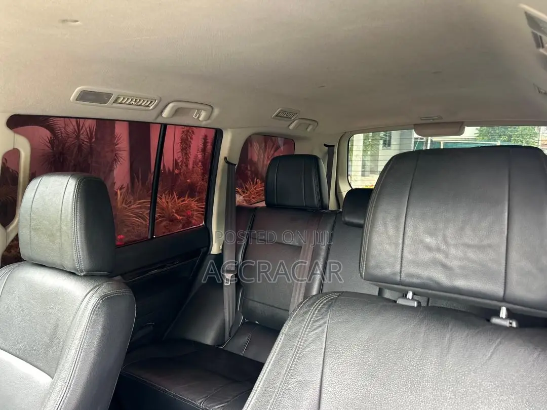 Mitsubishi Pajero 2021 Black