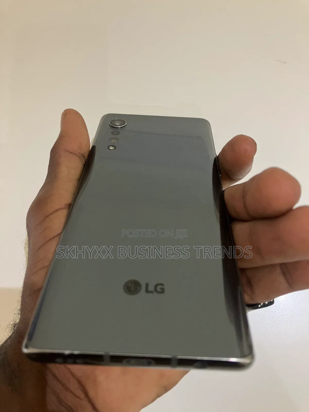 LG Velvet 128 GB Gray