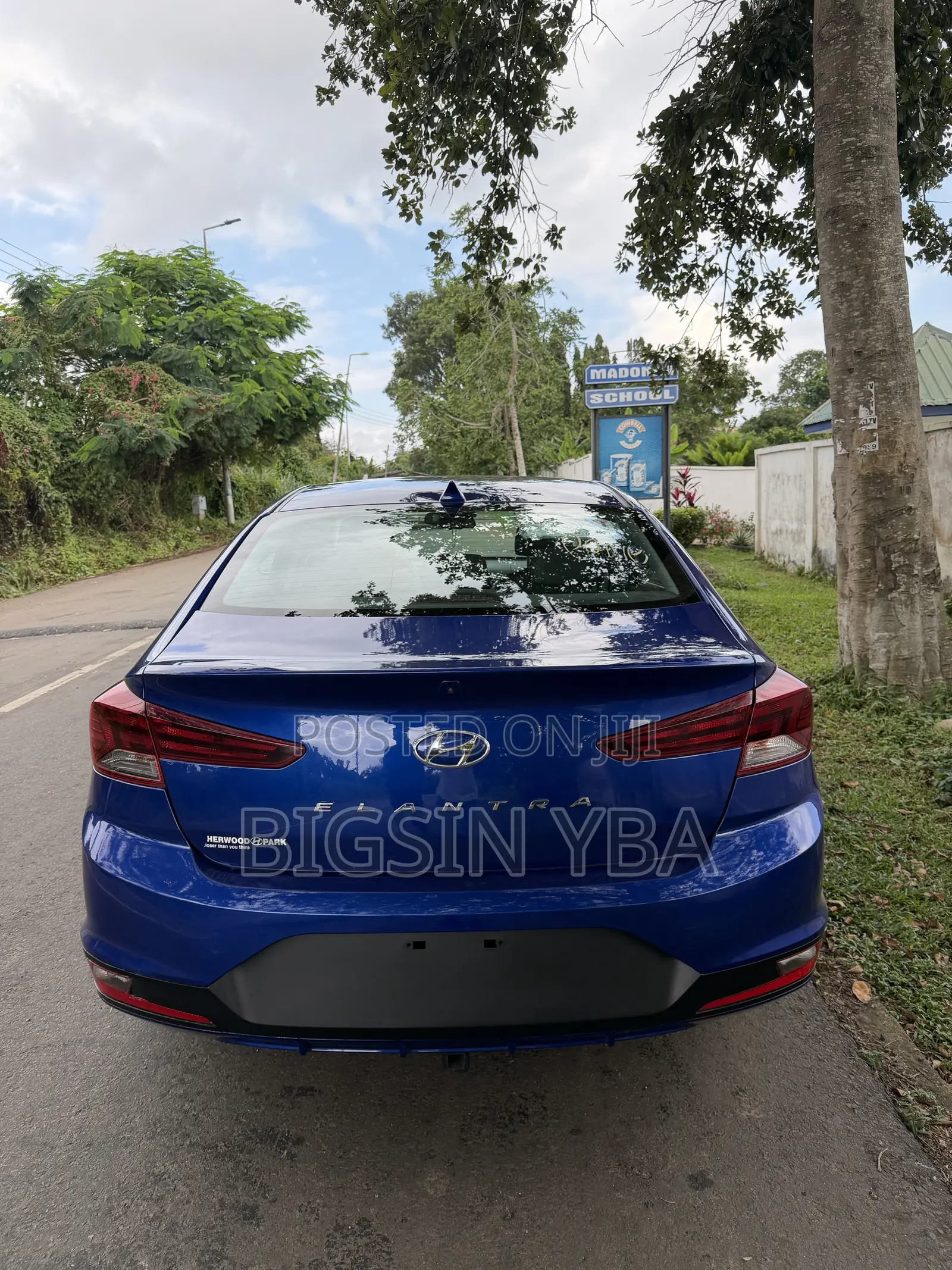 Hyundai Elantra Limited 2020 Blue