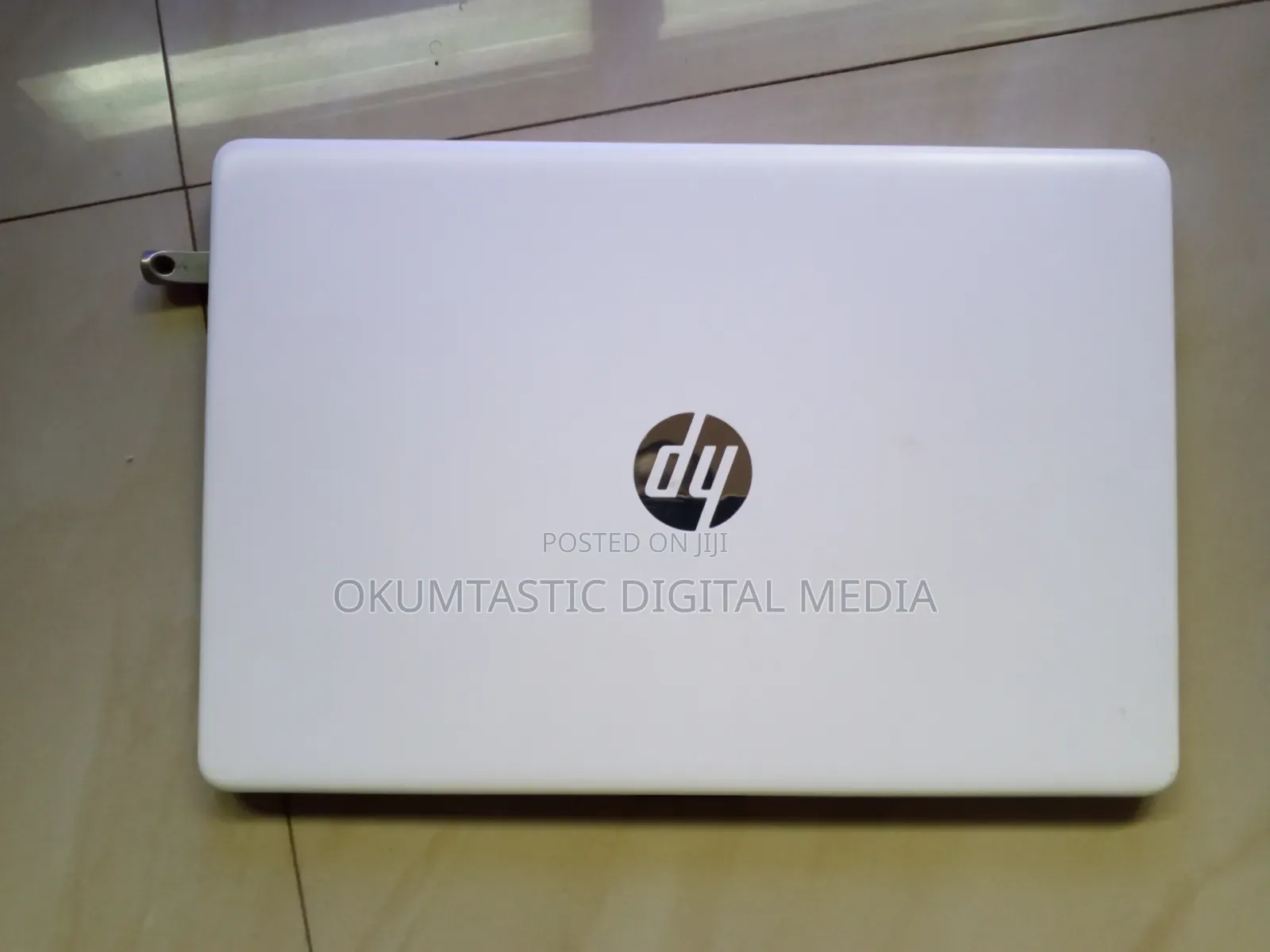 Laptop HP 14-ep0063 4GB Intel Core i3 HDD 140GB