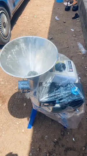 Mini Fufu Machine With a Petrol Engine