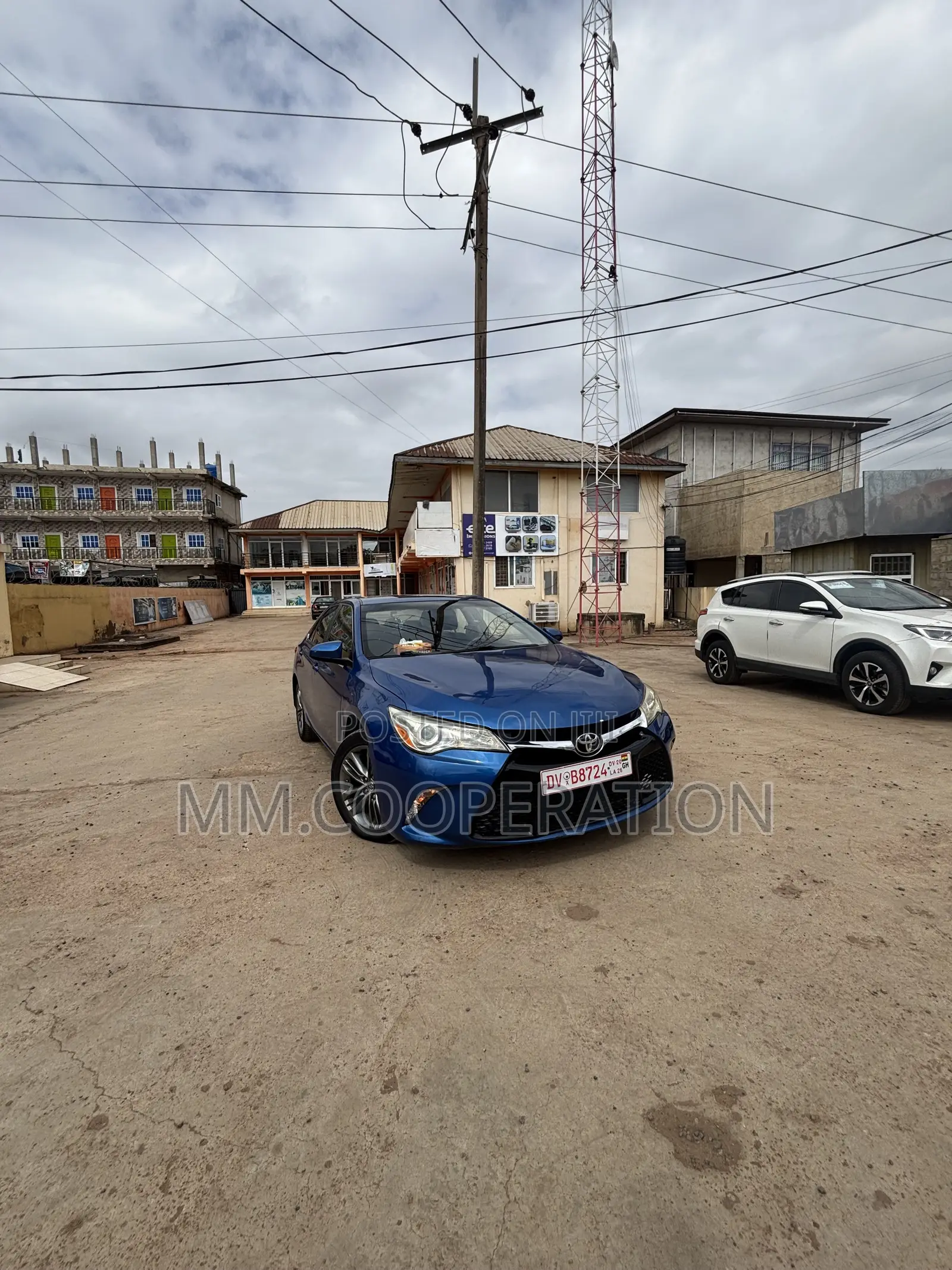 Toyota Camry LE 4dr Sedan (2.5L 4cyl 6A) 2016 Blue
