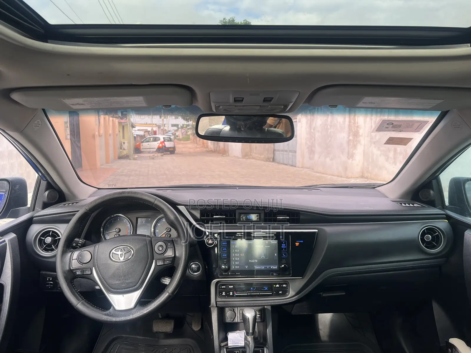 Toyota Corolla XSE (1.8L 4cyl 2A) 2019 Blue