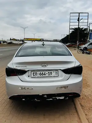 Hyundai Sonata 2012 Silver