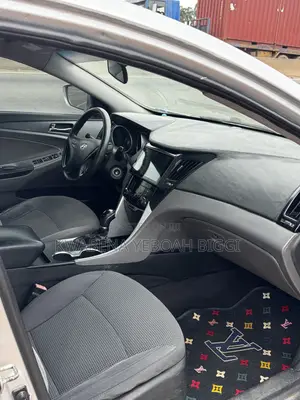 Hyundai Sonata 2012 Silver