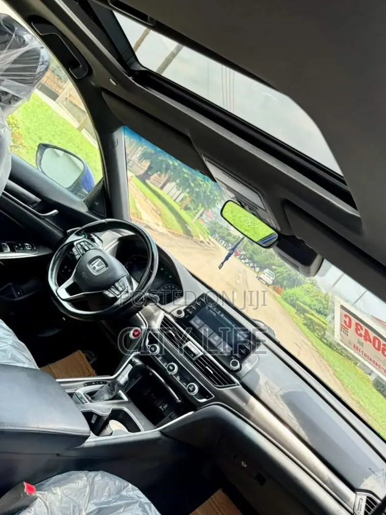 Honda Accord Sport (2.0L 4cyl Turbo 6M) 2019 Blue