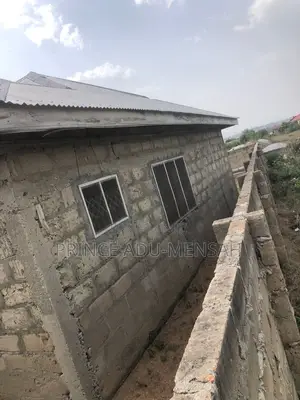 2bdrm House in Adaka Junction, Effutu Municipal for sale