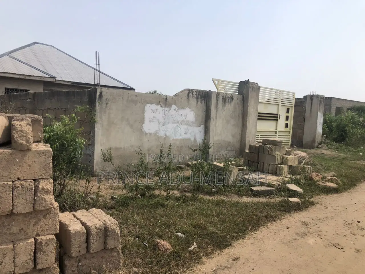 2bdrm House in Adaka Junction, Effutu Municipal for sale