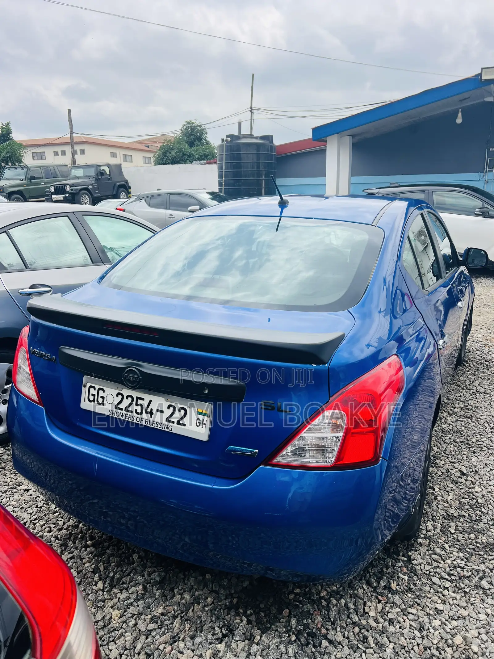Nissan Versa 2013 Blue