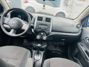 Nissan Versa 2013 Blue