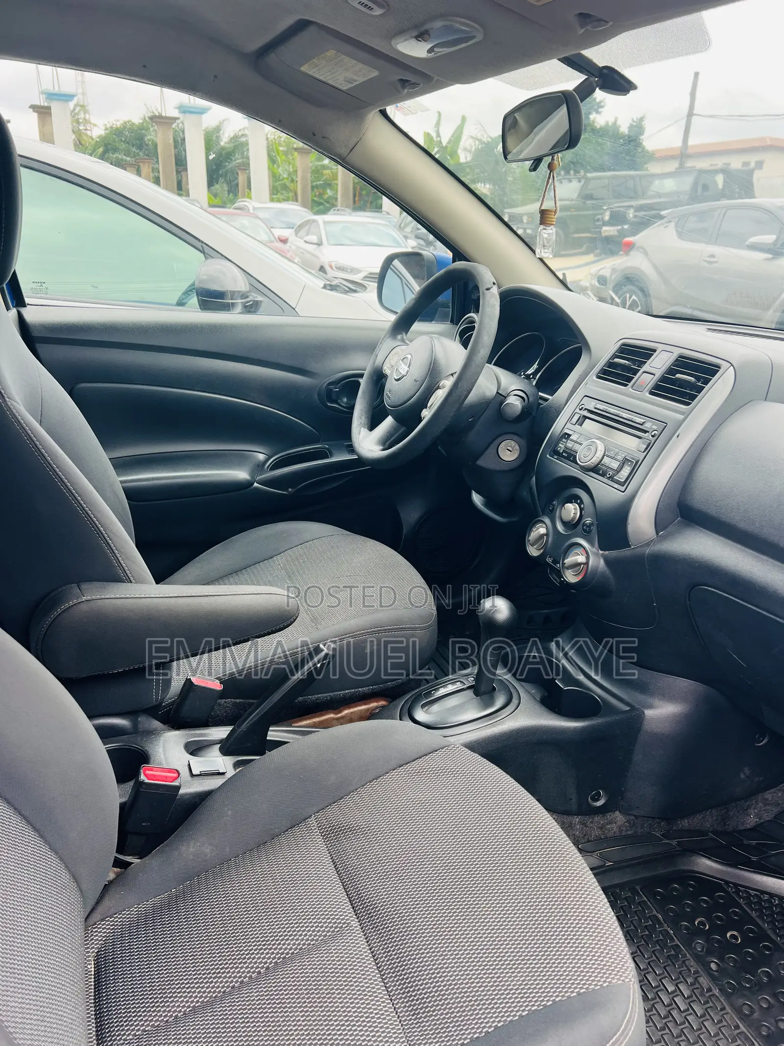 Nissan Versa 2013 Blue