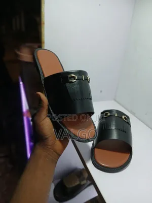 Valgo Shoes