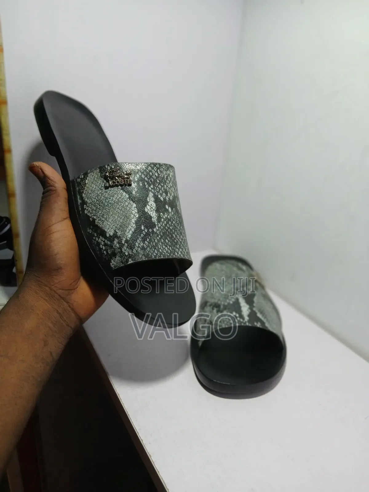 Valgo Shoes