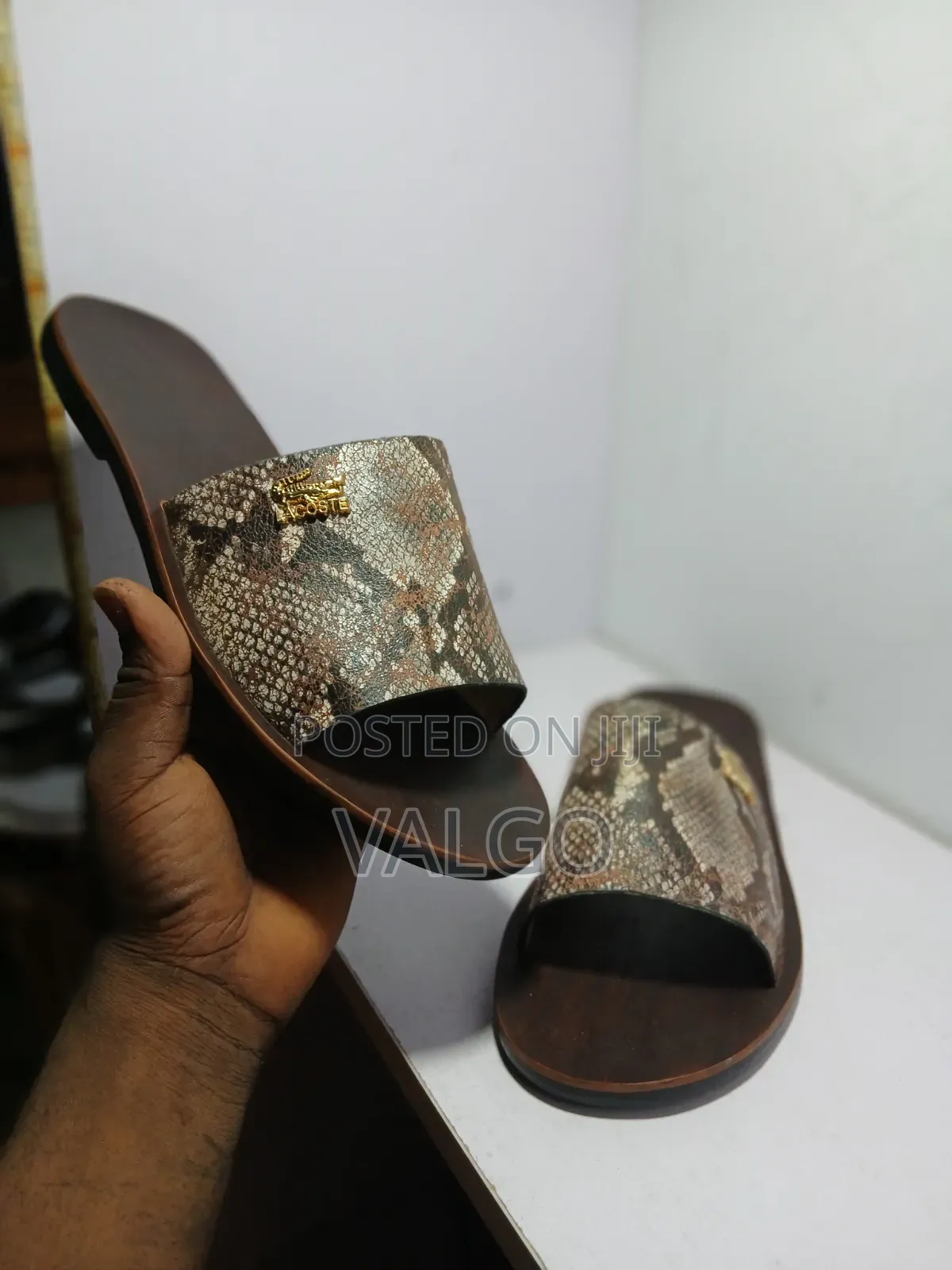 Valgo Shoes