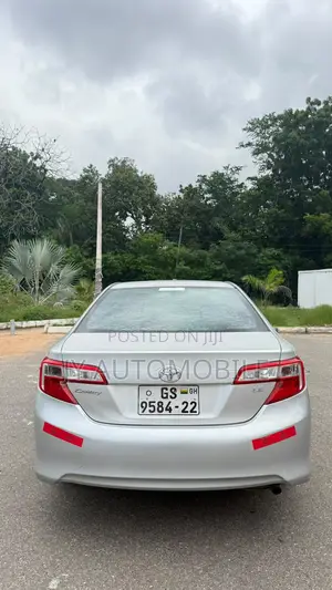Toyota Camry 2013 Silver
