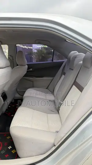 Toyota Camry 2013 Silver