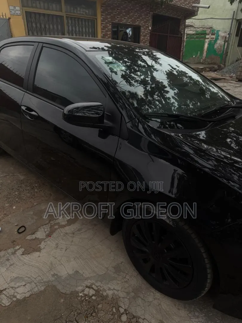 Toyota Corolla 2016 Black