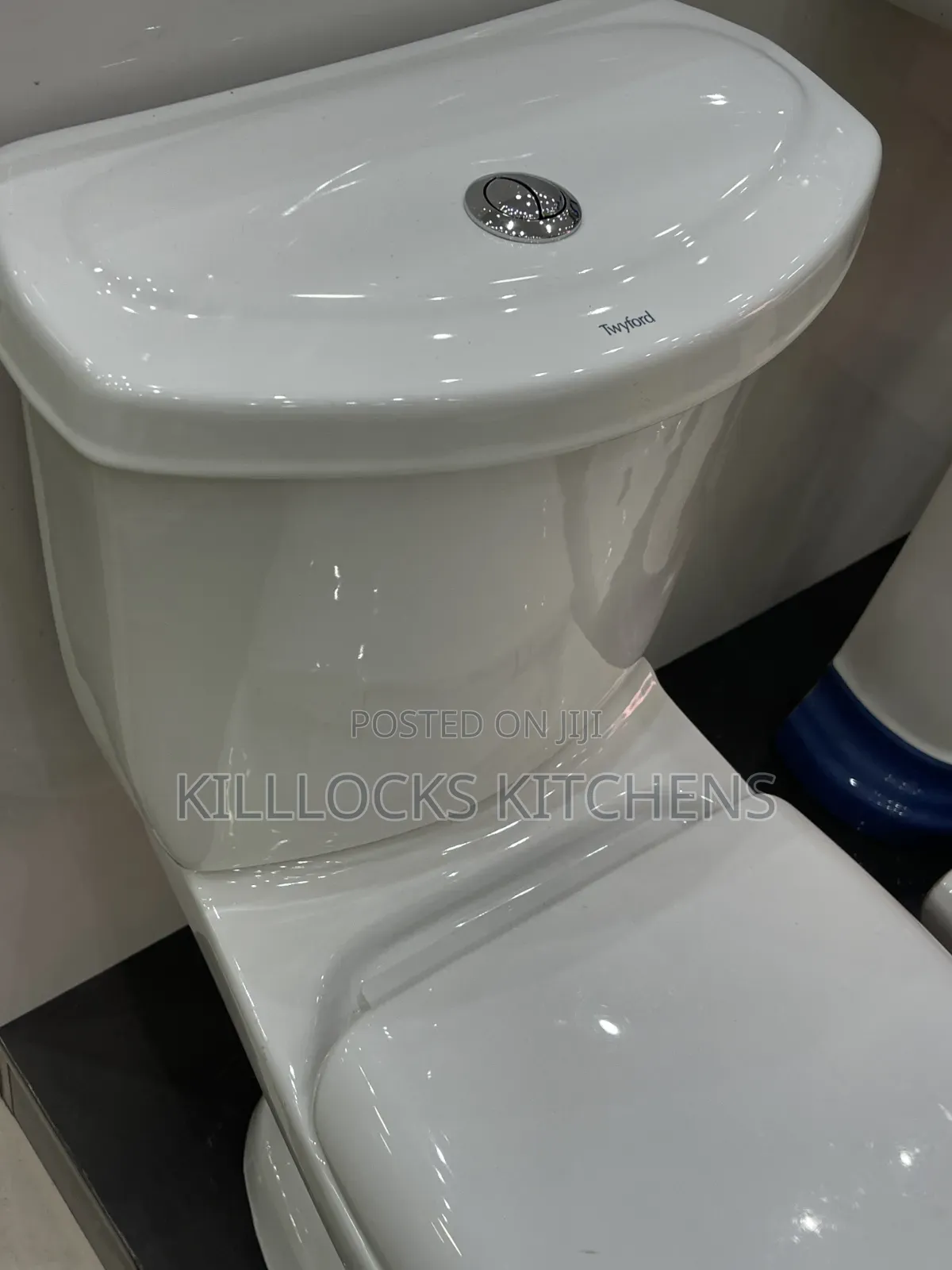 Twyford Watercloset - Close Couple Wc