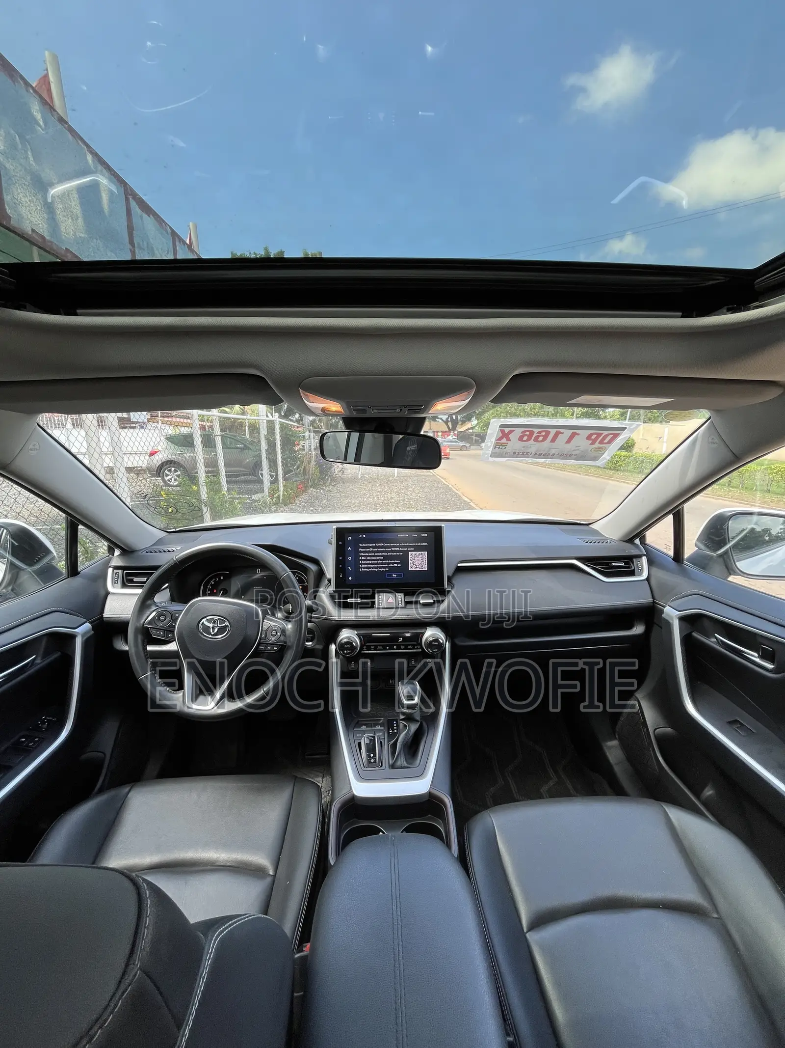Toyota RAV4 2023 White