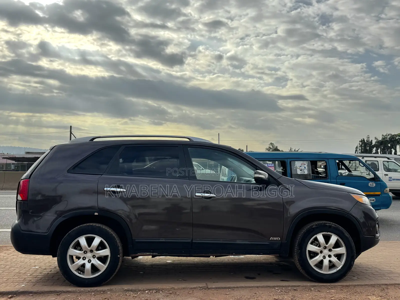 Kia Sorento 2011 Brown