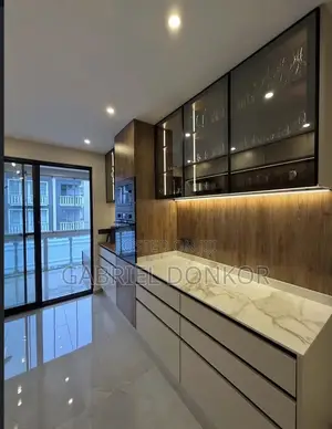 Kitchen Cabinet
