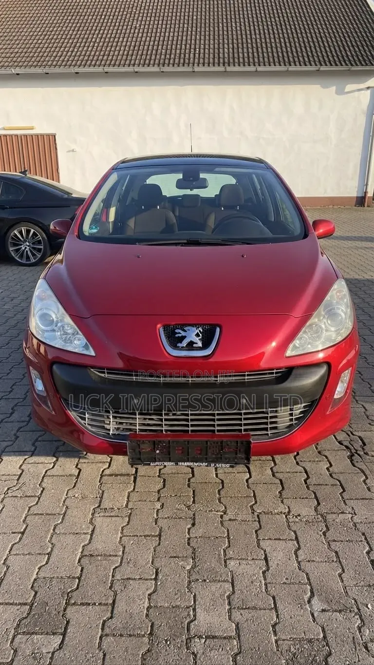 Peugeot 308 2014 Red