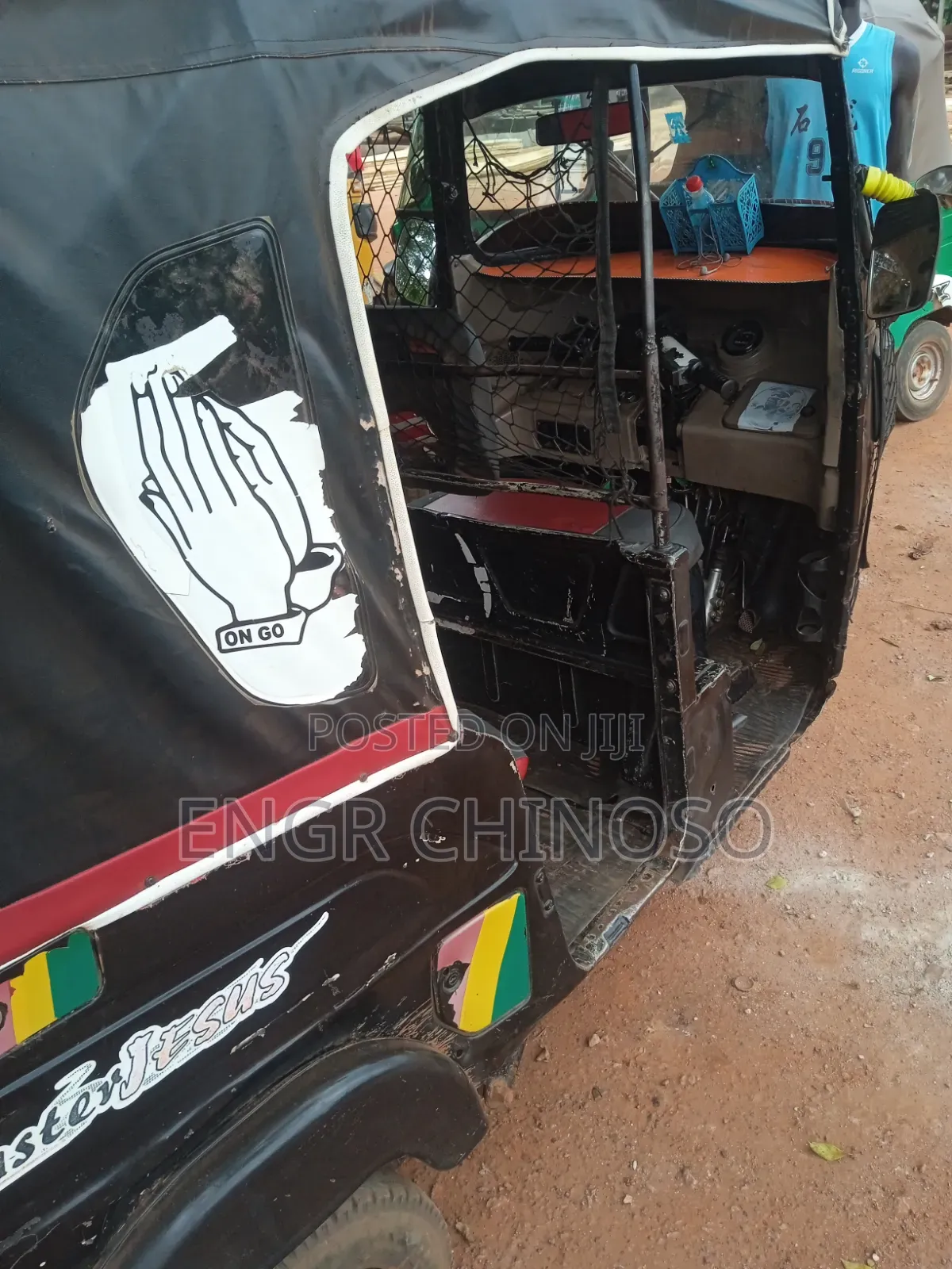 Bajaj RE 2023 Black