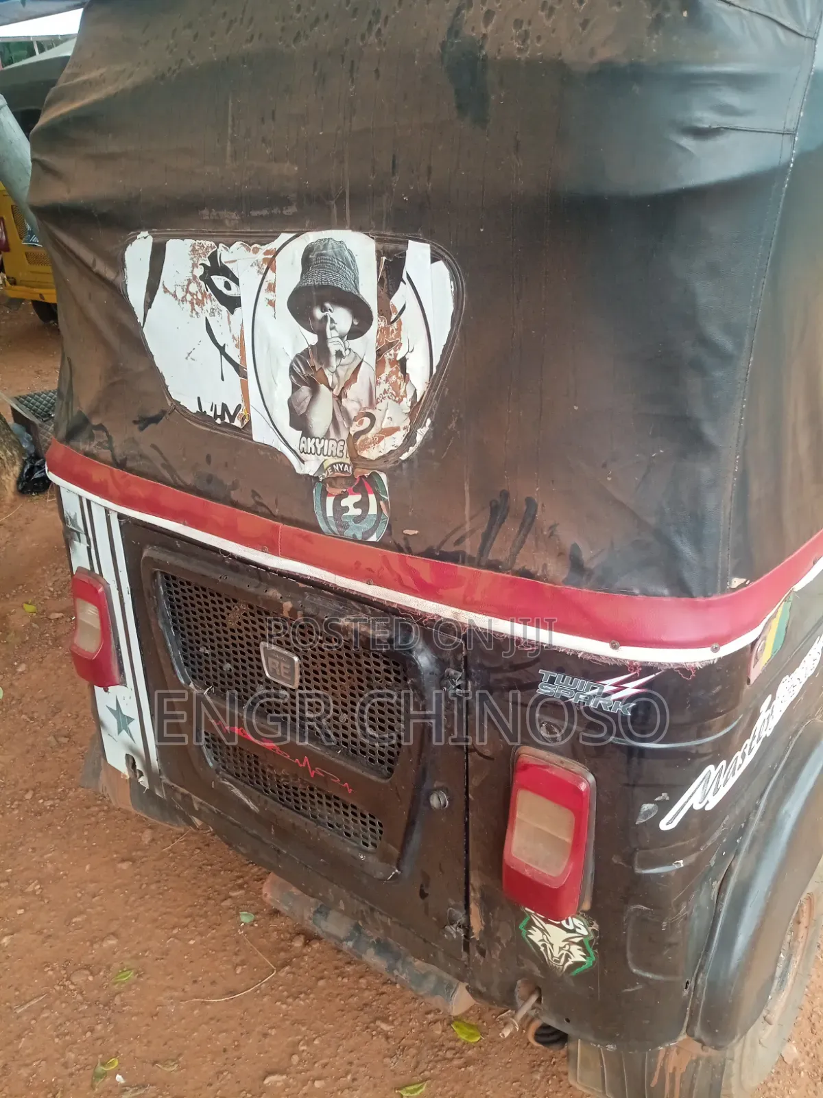 Bajaj RE 2023 Black
