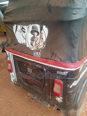 Bajaj RE 2023 Black
