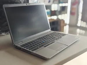 Laptop Dell Precision 3551 16GB Intel Core i7 SSD 512GB