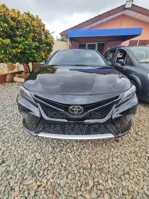 Toyota Camry 2019 Black