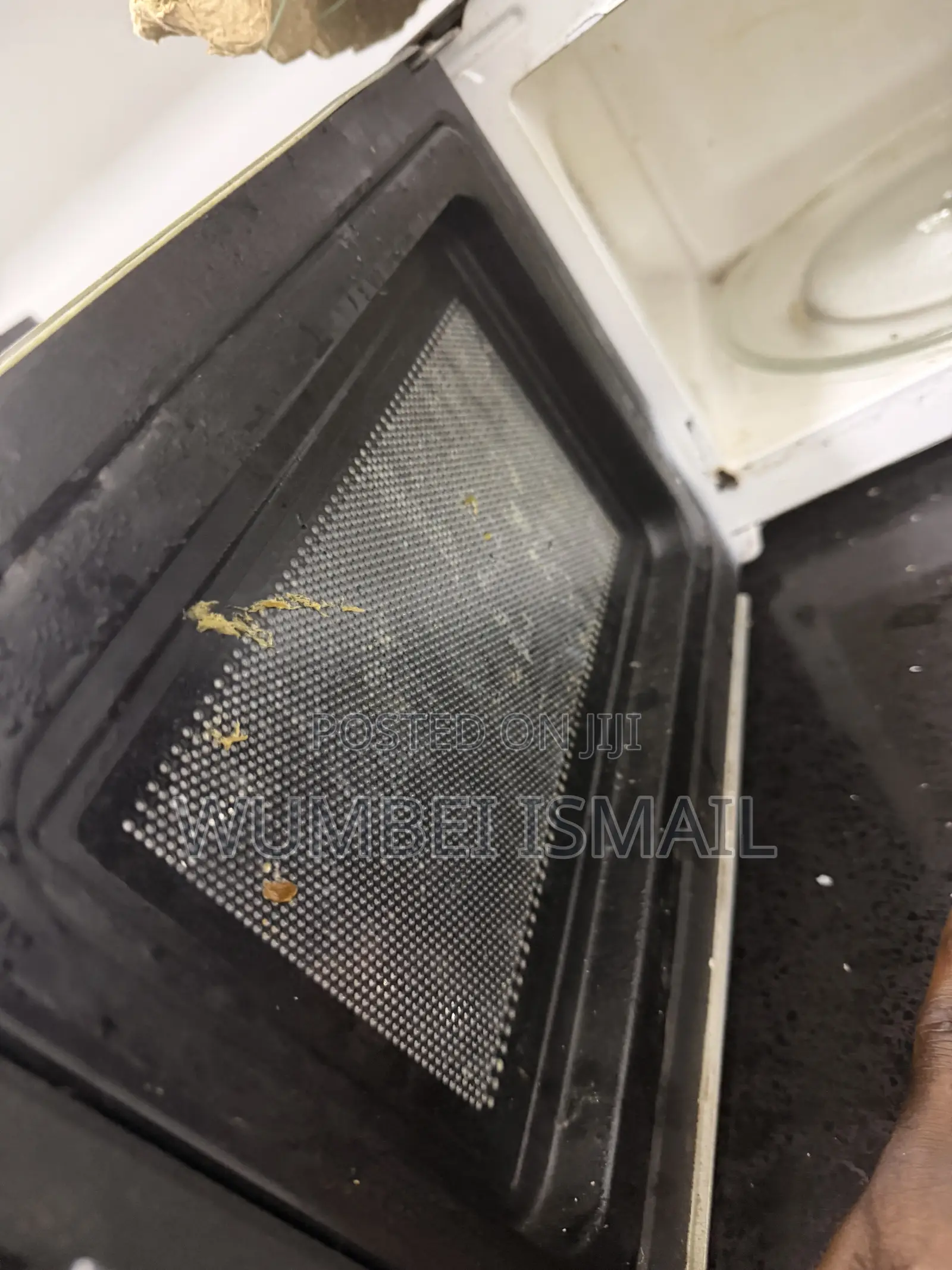 Microwave Oven