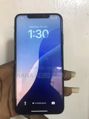 Apple iPhone XS Max 64 GB Black