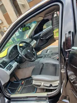 BMW 318i 2005 Black