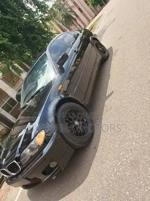BMW 318i 2005 Black