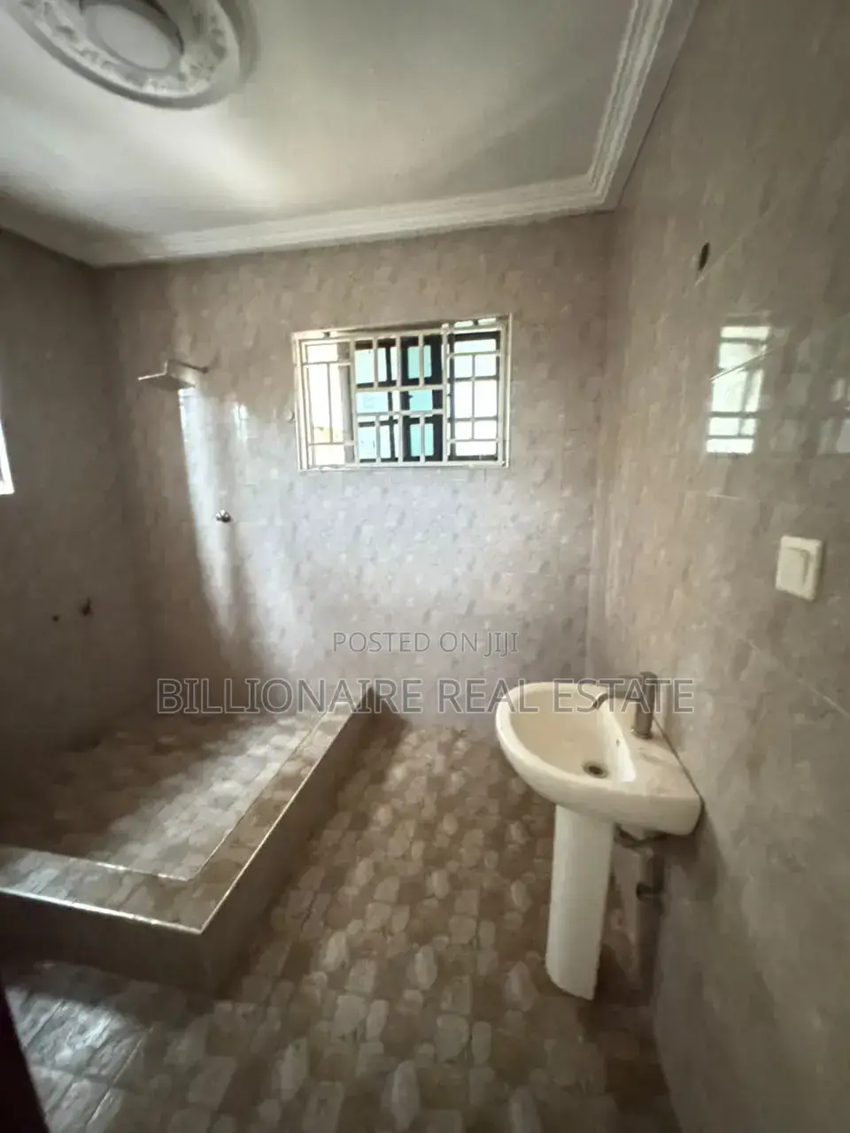 2bdrm Apartment in Atonsu Dompoase, Kumasi Metropolitan for rent