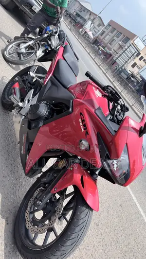 Honda CBR 2018 Red