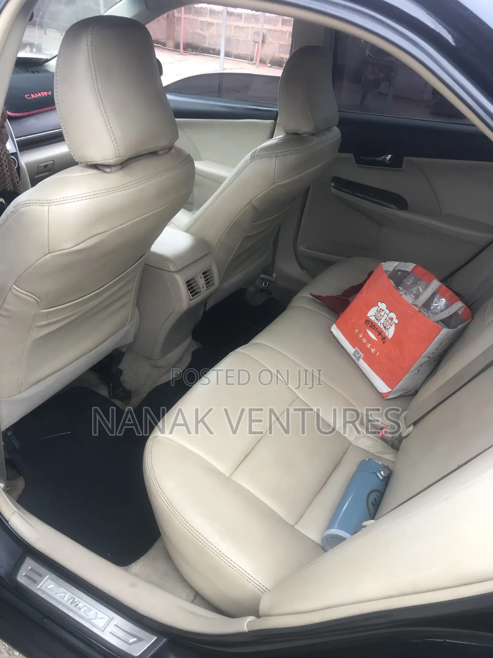Toyota Camry SE 4dr Sedan (2.5L 4cyl 6A) 2014 Black
