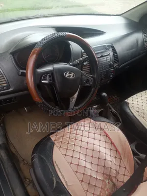 Hyundai i20 2015 Black