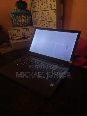 Laptop Lenovo 16GB Intel Core i3 SSD 32GB