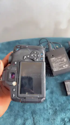Canon EOS 750d Camera