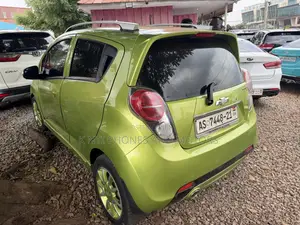 Chevrolet Spark 2LT 4dr Hatchback (1.2L 4cyl CVT) 2014 Green