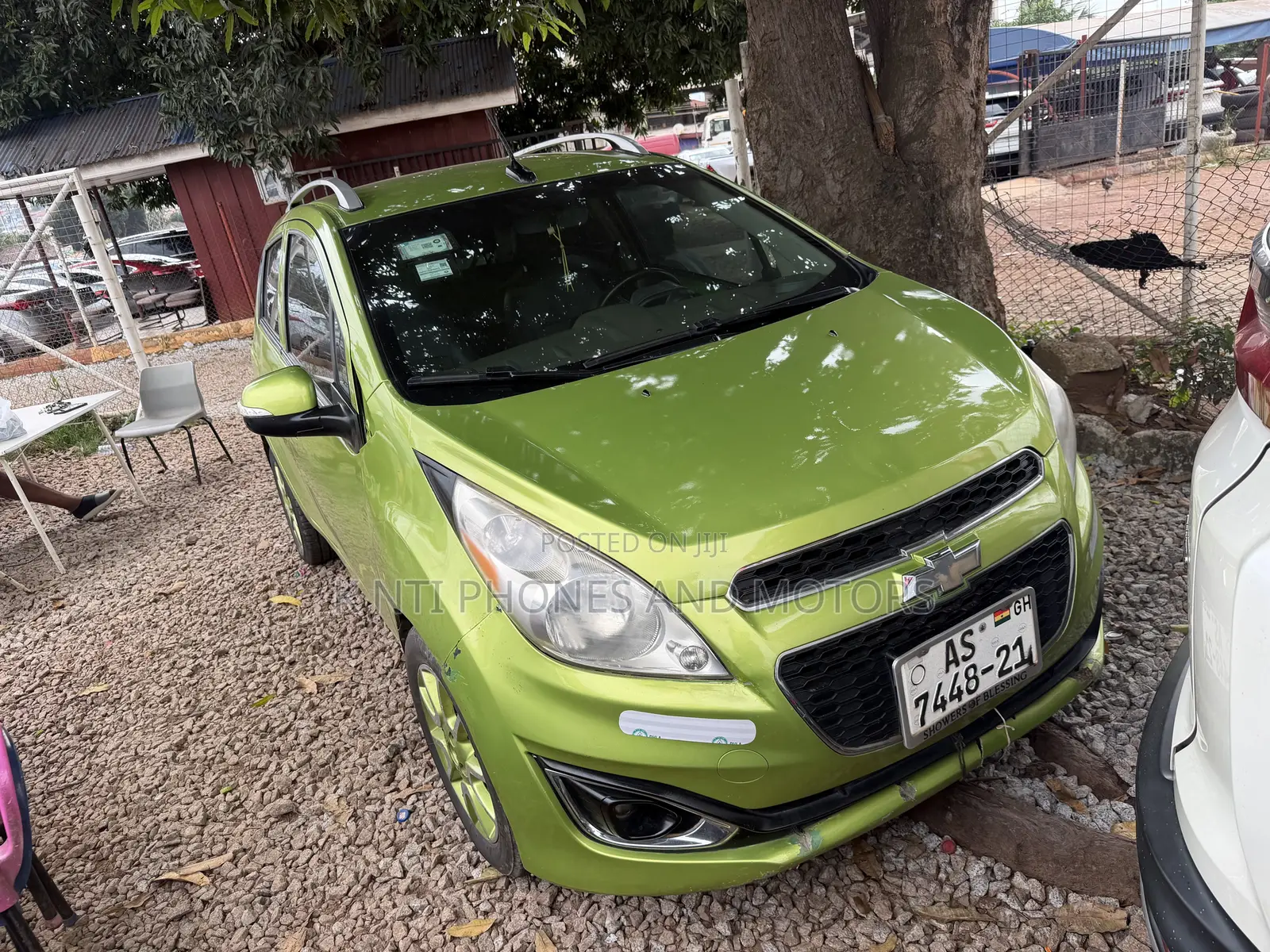 Chevrolet Spark 2LT 4dr Hatchback (1.2L 4cyl CVT) 2014 Green