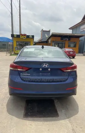 Hyundai Elantra ECO 2018 Blue