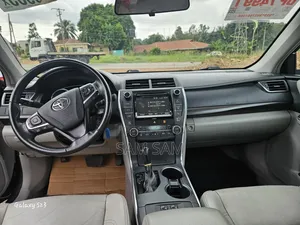 Toyota Camry 2017 Beige