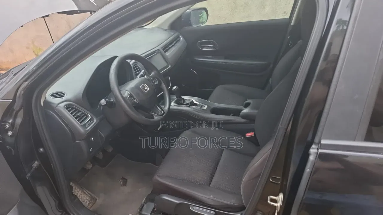 Honda HR-V 4dr SUV (1.5L 4cyl CVT) 2016 Silver