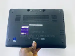 Laptop Dell Latitude E7270 8GB Intel Core i5 SSD 256GB