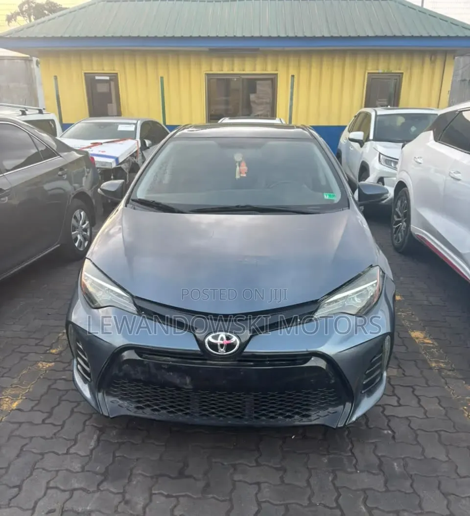 Toyota Corolla 2017 Gray